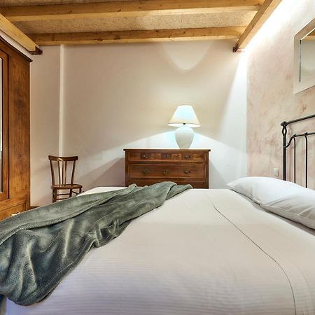 Casa “La Contrada” Βίλα Βαρένα Εξωτερικό φωτογραφία